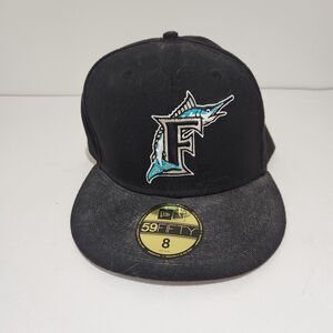 New Era 59FIFTY Florida Marlins Black Fitted Hat Size 8